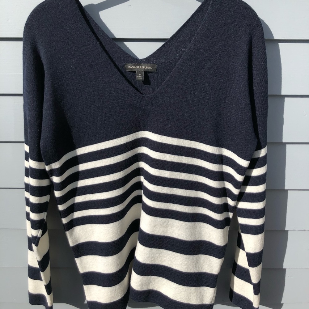 Banana Republic navy blue & white striped sweater
